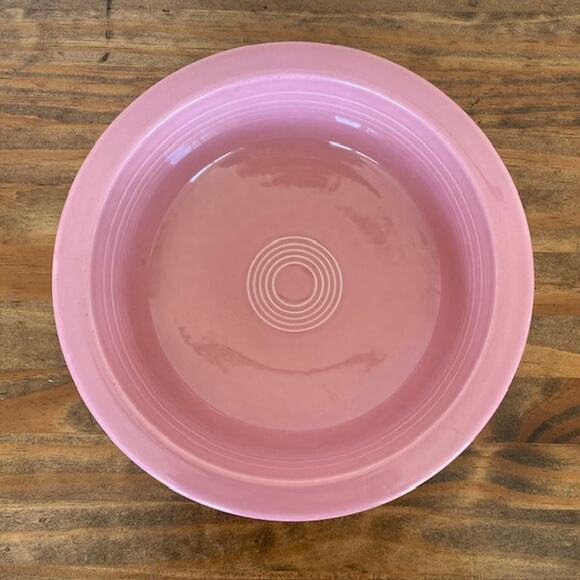 Fiestaware Pink 8 1/4" Classic Rim Large Serving Bowl Homer Laughlin - Picture 3 of 8